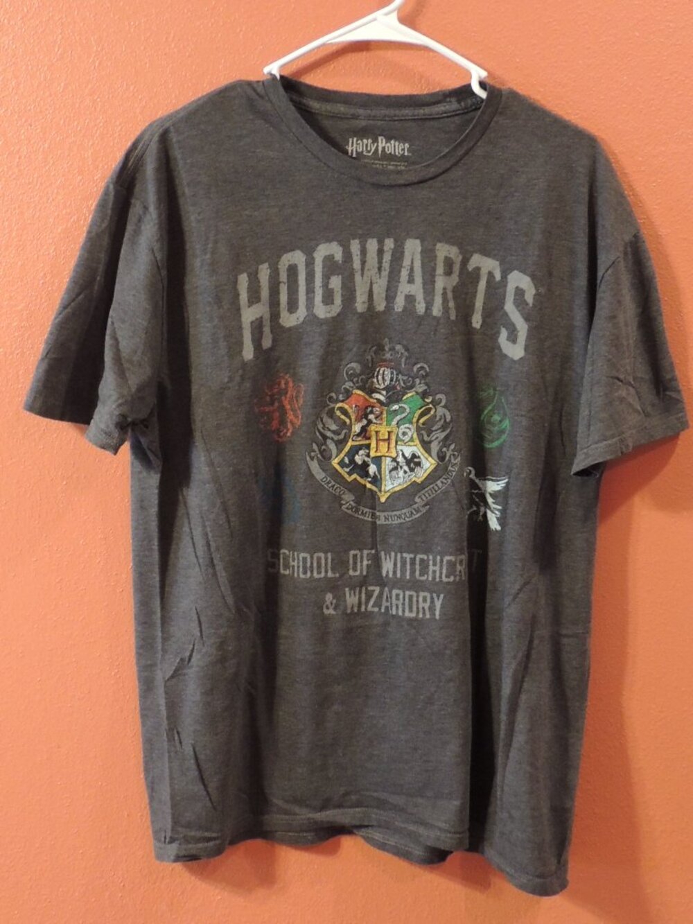 Harry Potter Hogwarts Shirt Woman X Large Gray Red Short Sleeve House Shirt